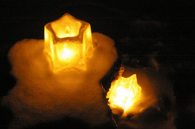 Lanterns in the snow.